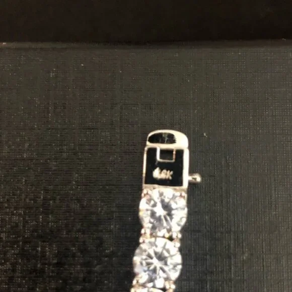 18k 75ct Tennis Necklace - Picture 12 of 12